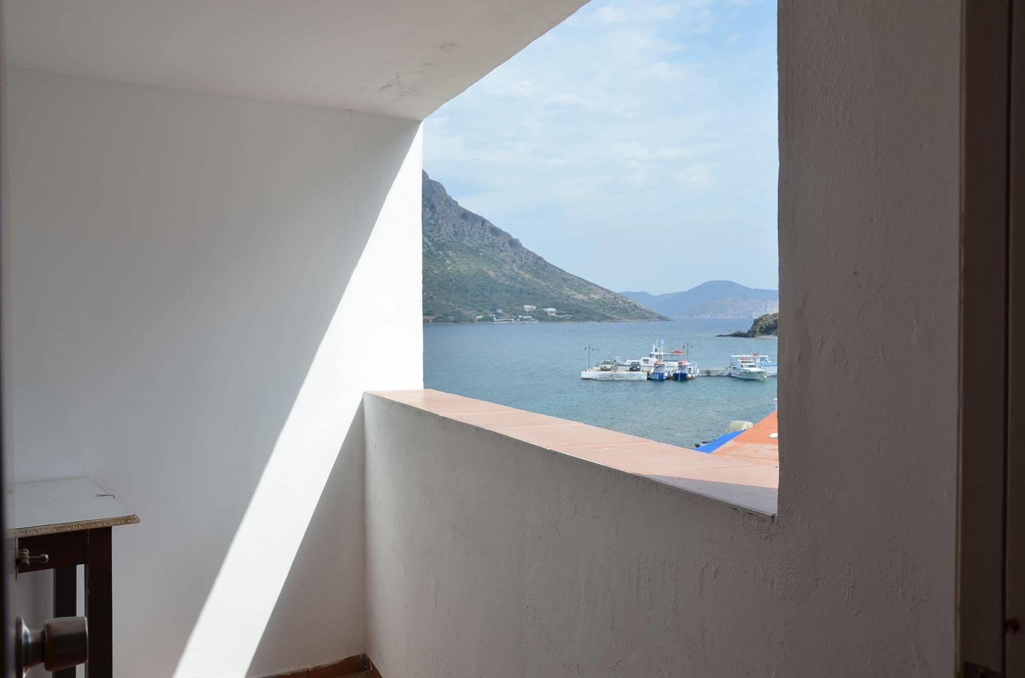 Themis Hotel Myrties Exterior photo